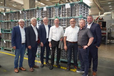 StM Hubert Aiwanger zu Besuch bei der ZMT