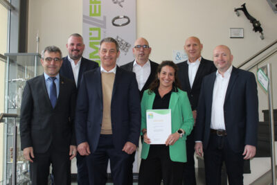 Schabmüller Automobiltechnik GmbH erhält die Auszeichnung „Umwelt + Klimapakt Bayern“